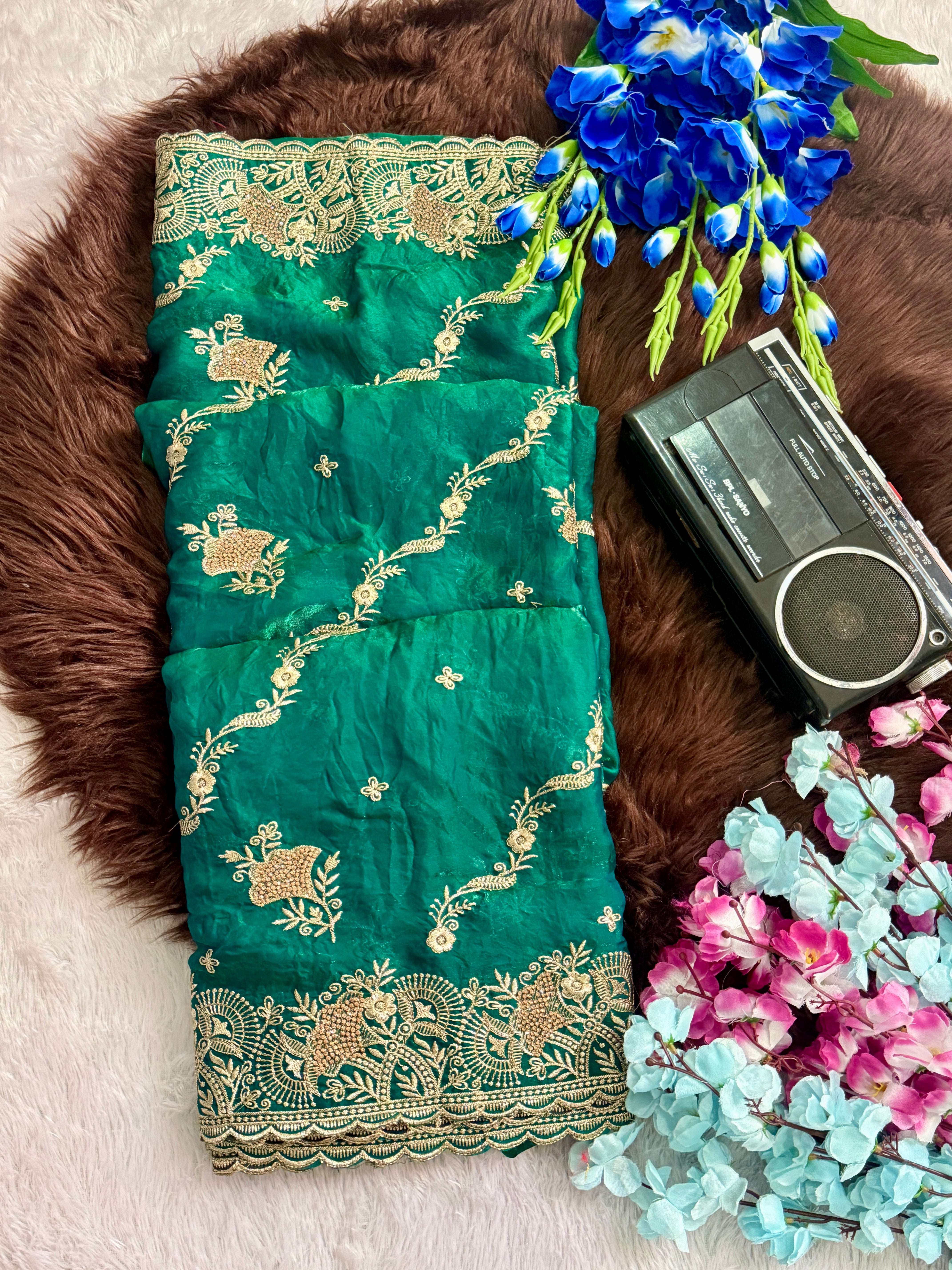 Elegant Green Embroidered Saree with Intricate Border Work
