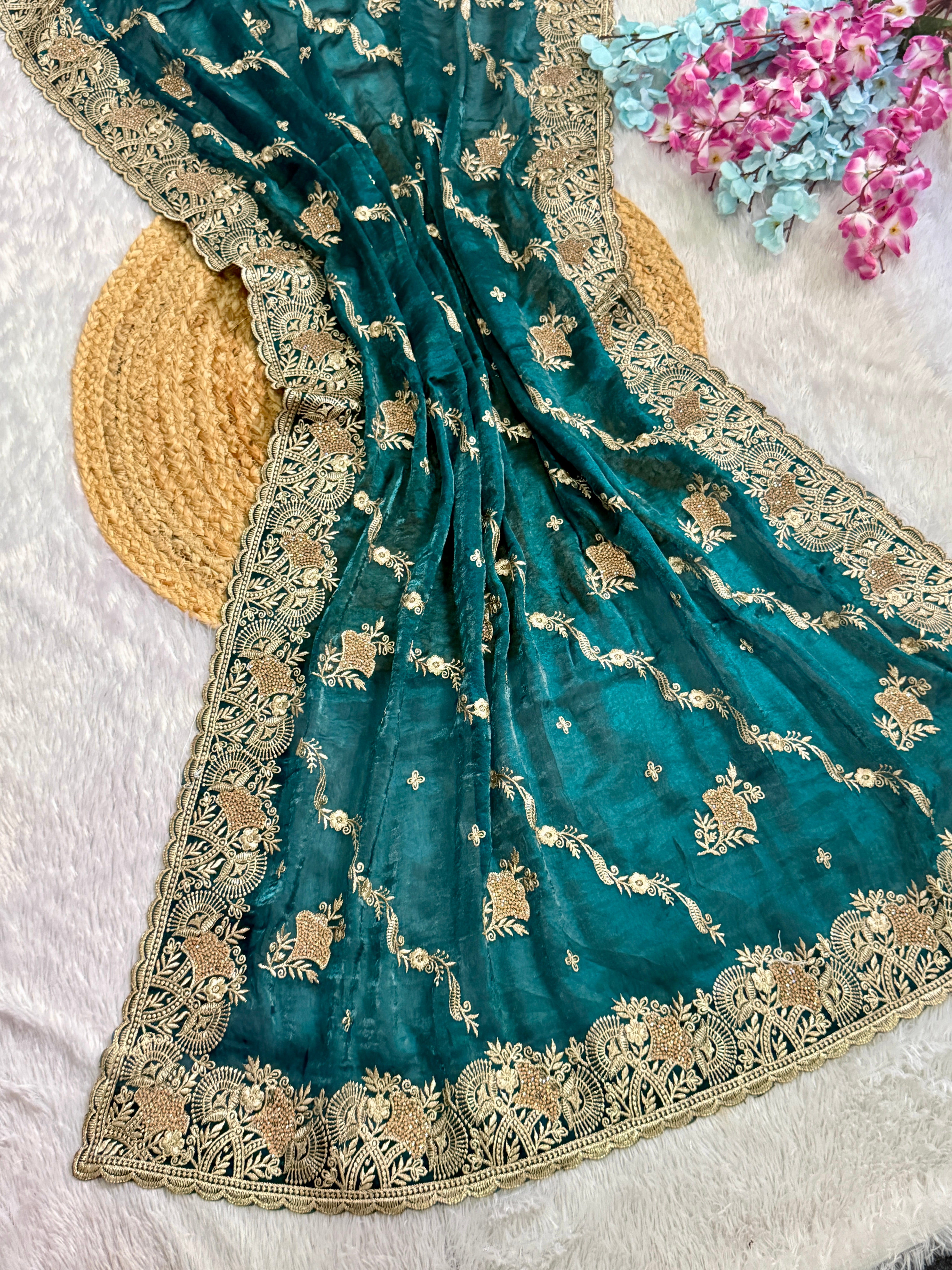Elegant Green Embroidered Saree with Intricate Border Work